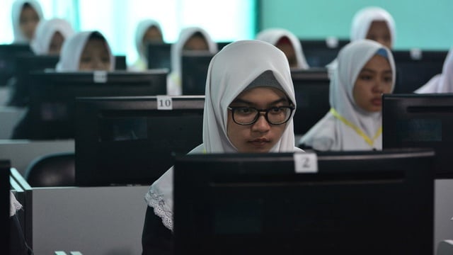 Meningkatkan Persiapan dengan Tryout Online Bahasa Indonesia untuk UNBK
