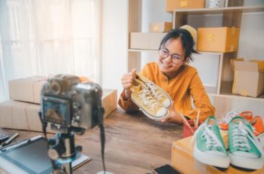 Review oleh Blogger: Cara Paling Efektif Membangun Kepercayaan dan Mendorong Keputusan Pembelian