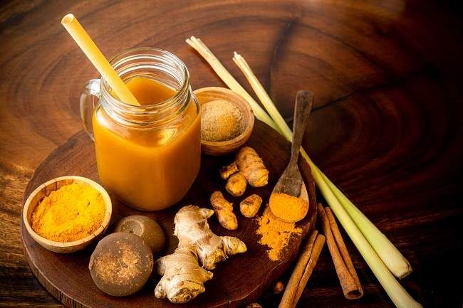 Produk Kesehatan Alami dengan Inovasi Modern: Saat Ramuan Herbal Bertemu Teknologi