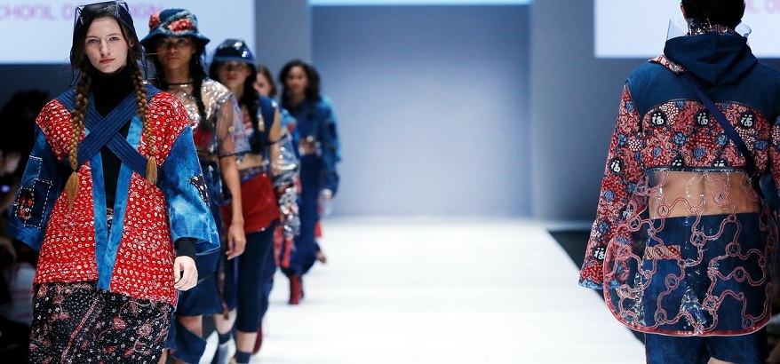 Peran Batik dalam Dunia Fashion, Dari Catwalk hingga Keseharian