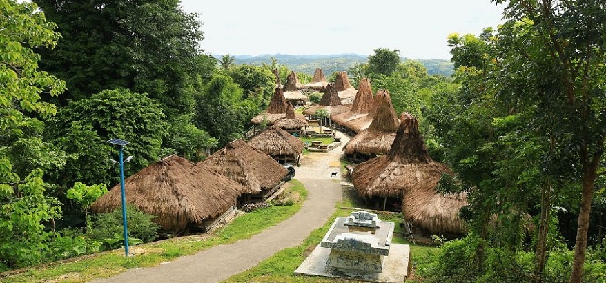 Tingkatkan Petualangan Anda di Nusantara dengan Doyan Jalan Tour Indonesia